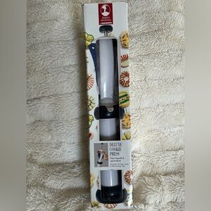 Deluxe Cookie Press - White